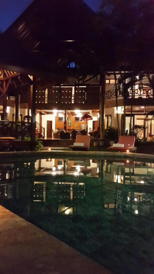 New Daria Villas Seminyak Екстериор снимка