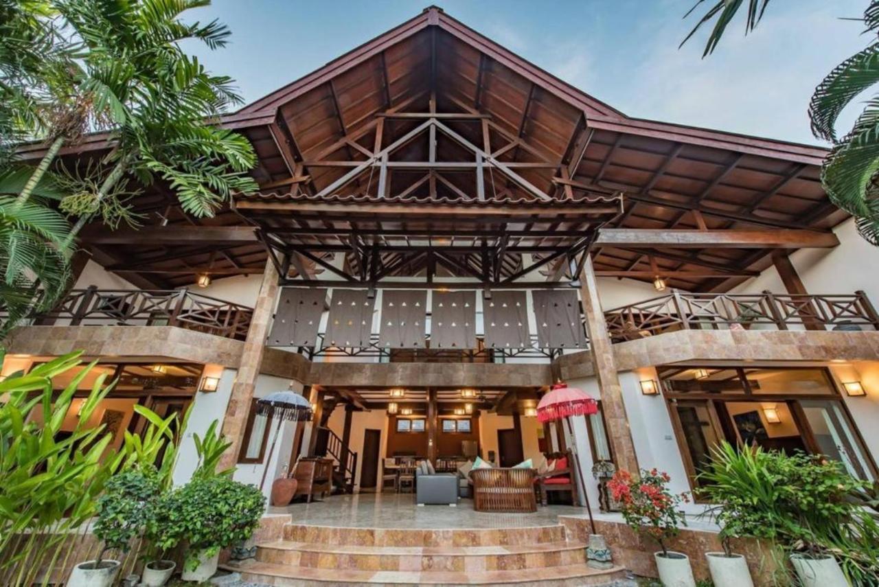 New Daria Villas Seminyak Екстериор снимка